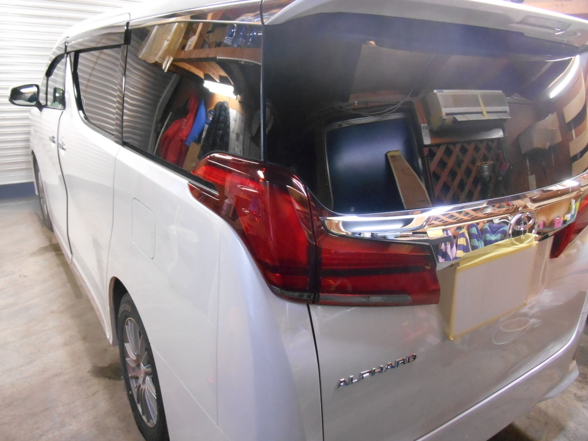 トヨタ アルファード カーフィルム施工 日本カーフィルムセンター施工ブログ トヨタ アルファード カーフィルム施工 日本カーフィルムセンター施工ブログ