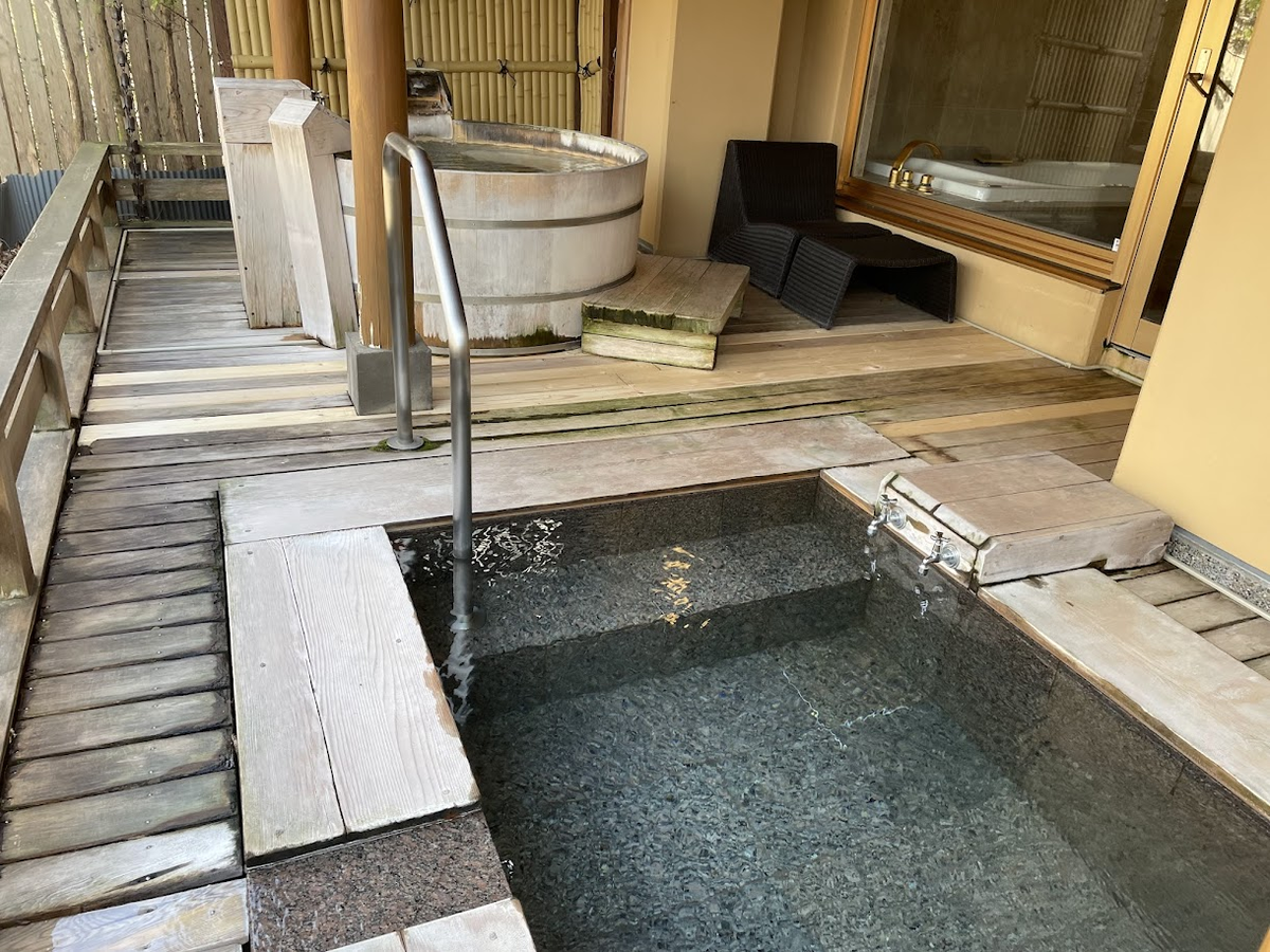 櫻離宮：客室露天風呂