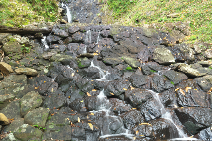 旭滝　柱状節理