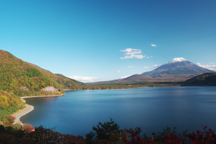 本栖湖からの富士山