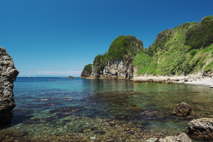 つば沢海岸の隣