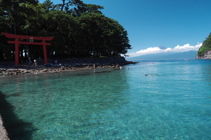 御浜海水浴場　鳥居付近