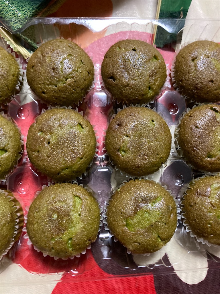 伊右衛門 しっとり お濃茶ケーキだよ - ふくすけ岬村出張所