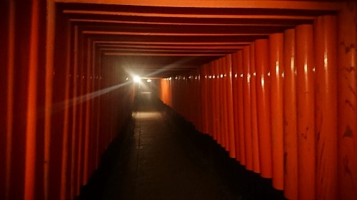 玄人好み 夜の伏見稲荷大社 のススメ ふらっと弾丸旅 思い立ったら即旅行