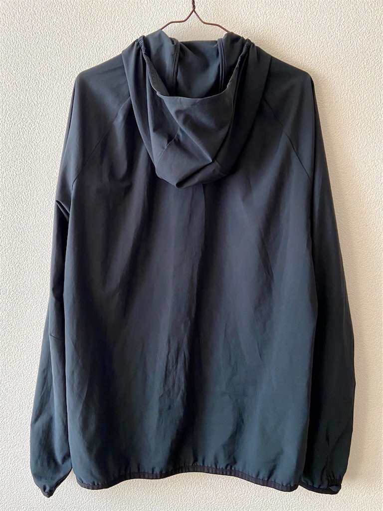 PeakPerformance』耐久性撥水（DWR）加工がすばらしいピーク