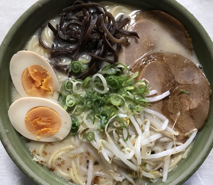 マルタイの鹿児島黒豚とんこつラーメン