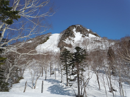 2022-4-24 夕張中岳[1493m峰] （1493㍍） - 百松山岳会