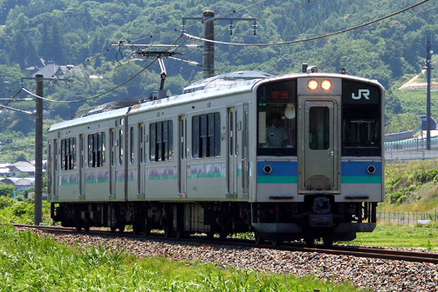 ｅ１２７系篠ノ井線普通運用 ガタゴト日誌