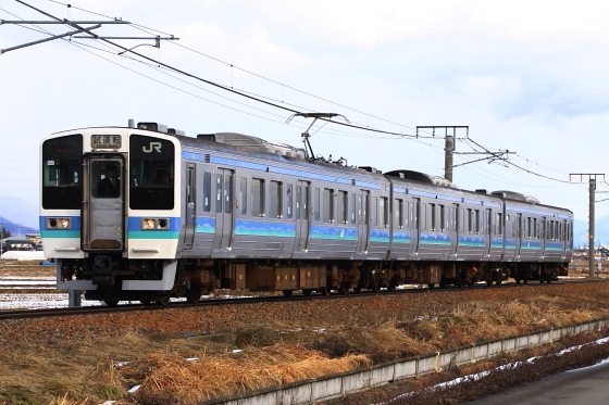 211系3000番台N303編成試運転 - ガタゴト日誌