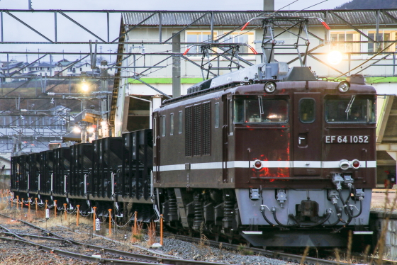 ホキ800形8両が長野総合車両センターへ配給 - ガタゴト日誌