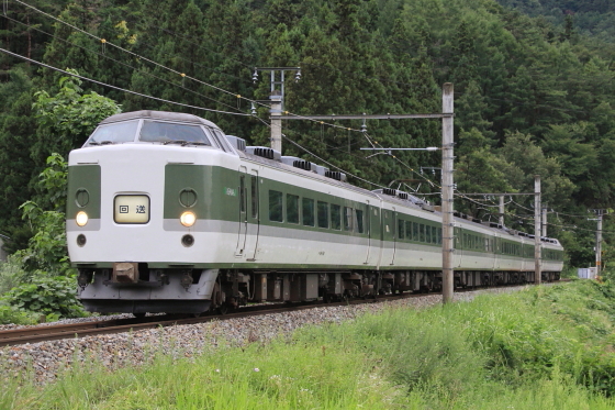 回9498m ムーンライト信州81号送り込み回送 ガタゴト日誌