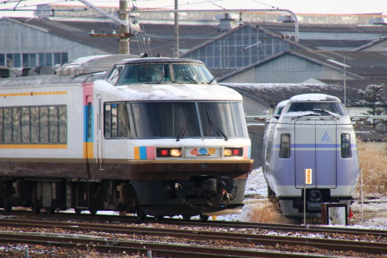 485系NODOKA号が工場へ移動 - ガタゴト日誌