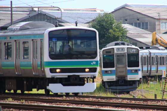 E231系松戸車（ﾏﾄ118編成）が工場へ移動 - ガタゴト日誌