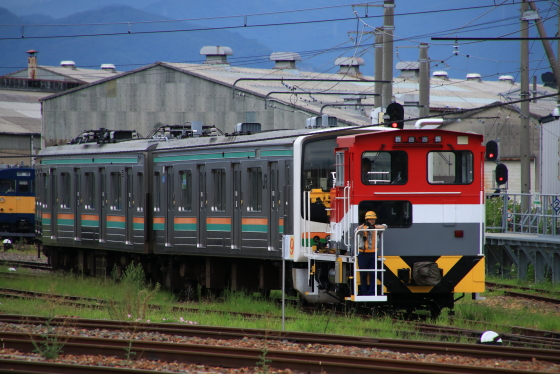 205系600番台Y7編成3両が解体線へ - ガタゴト日誌