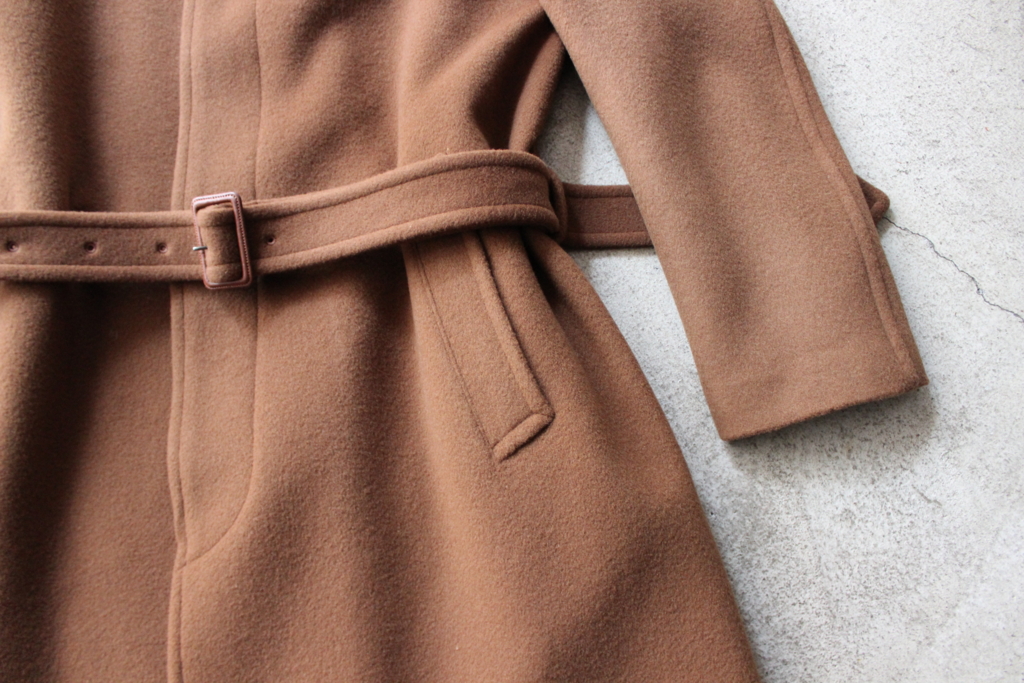 ⭐︎未使用級　15aw　オーラリー　ビーバーメルトンチェスターコート　キャメル 今季のAURALEEのコート。