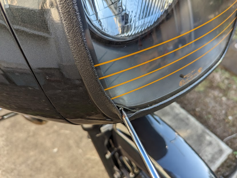 R100RS ヘッドライトメッシュ ヘッドライトのLED化 - 1989年式 BMW R100RS の備忘録