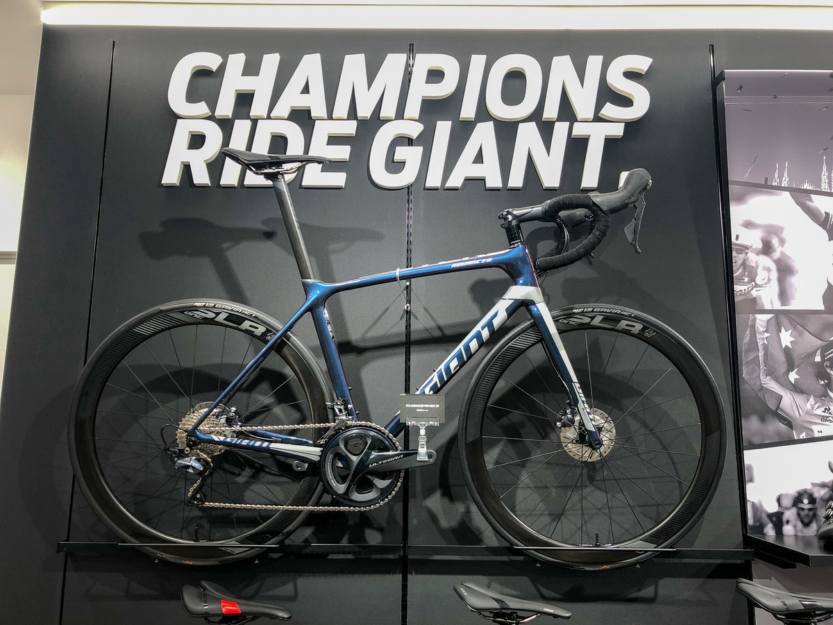 GIANT TCR ADVANCED PRO DISC SE 完成車 入荷】希少な1台 TCR ADVANCED PRO 1 DISC SE ｜ ジャイアントストア今治