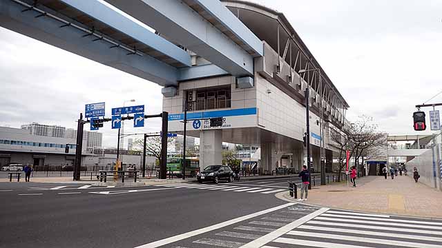 豊洲市場駅