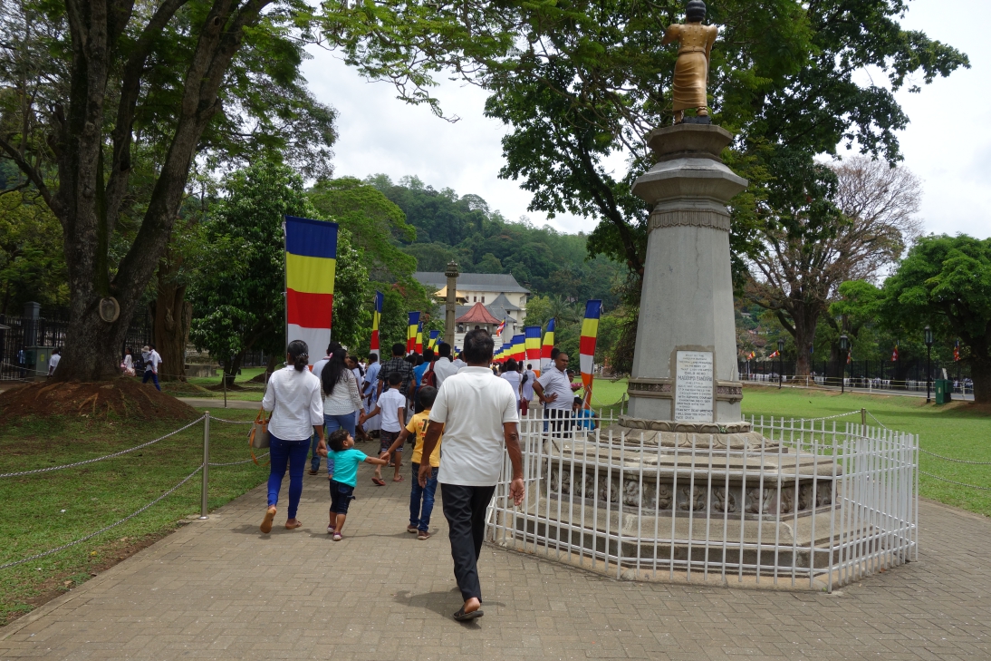 仏歯寺