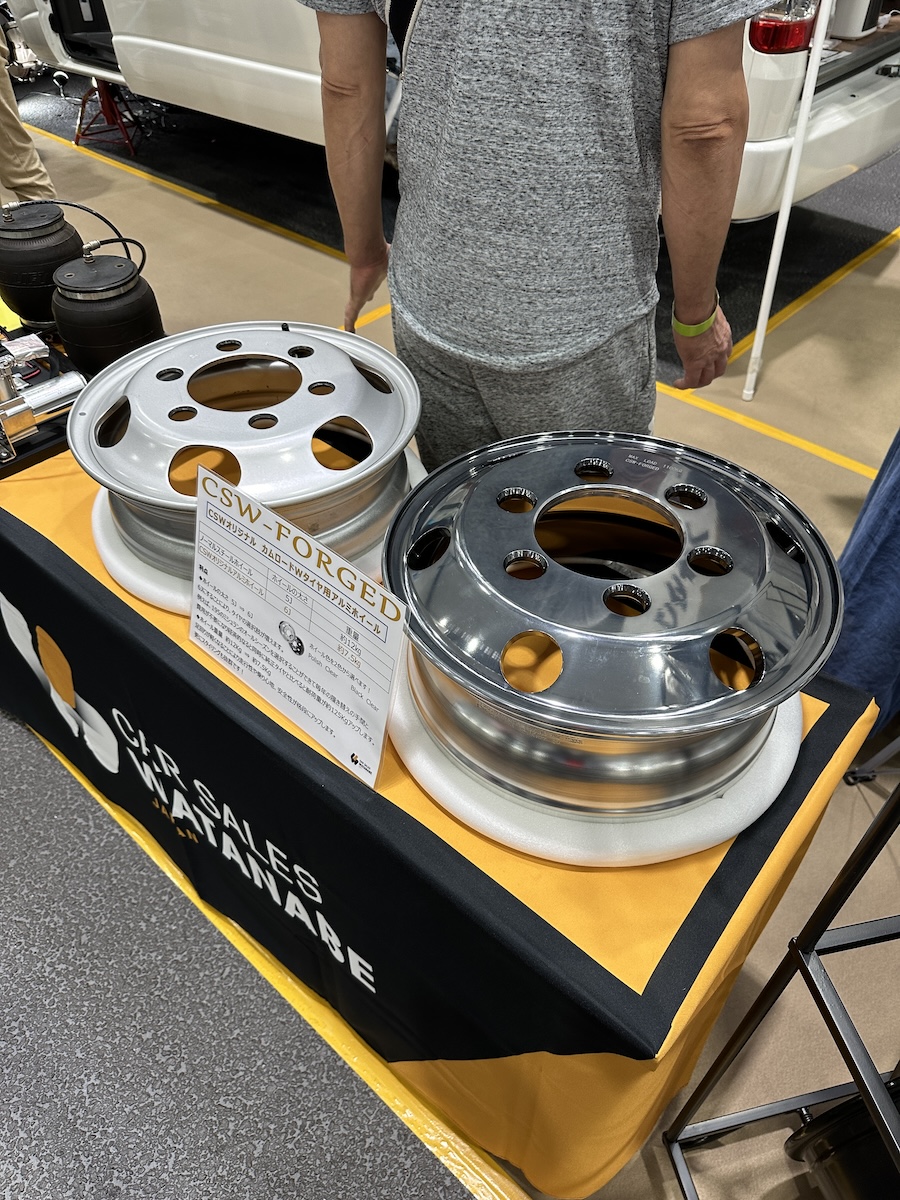 【交渉中】キャンピングカー で使用していたタイヤホイール GEOLANDAR NV200 バネット キャンピングカー おすすめ タイヤ ホイール