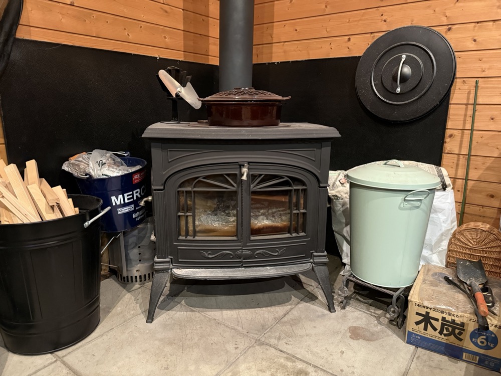 薪ストーブ燃料新聞 薪ストーブのメンテナンス2025-2026シーズン - 日本“シン”記録