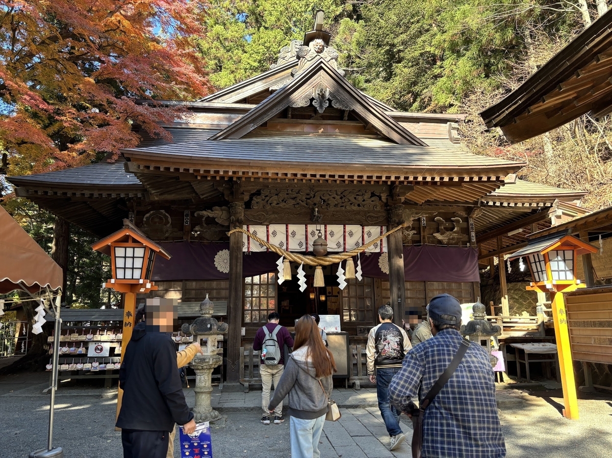 三國第一山新倉富士浅間神社 拝殿