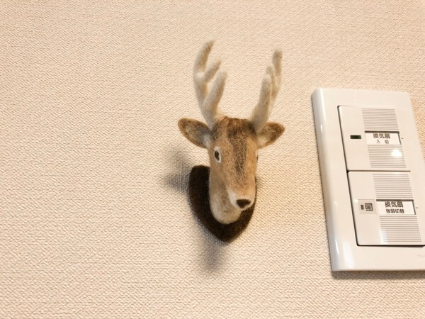 羊毛フェルトの鹿の剥製を作りました - いっちょまえなブログ