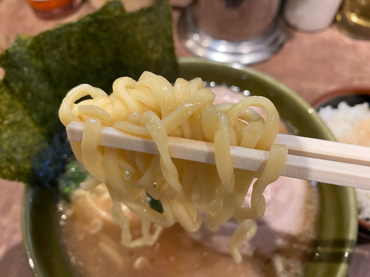 幸家子母口本店　麺