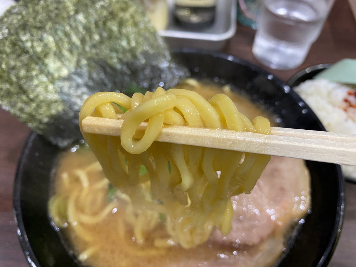 らーめん家せんだい本店　麺