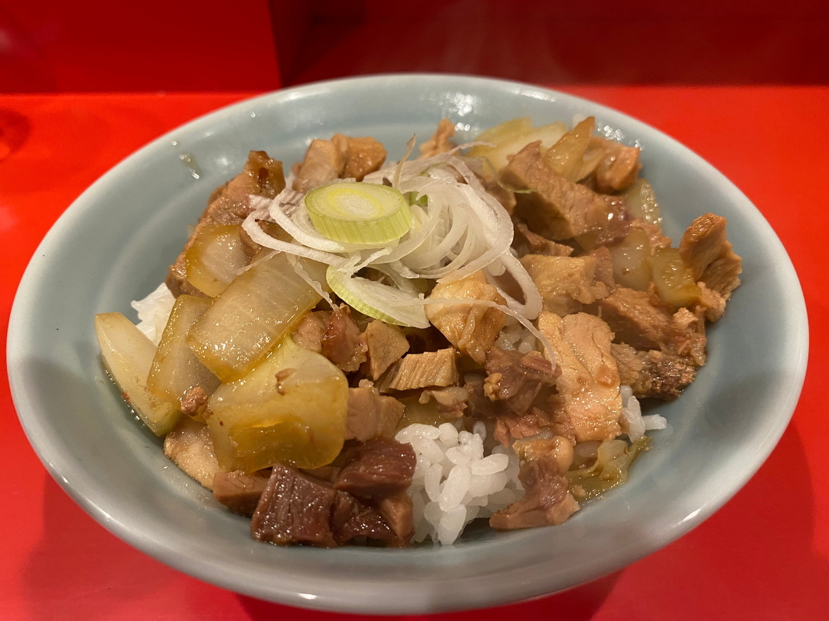 黄金家　チャーシュー丼（200円）