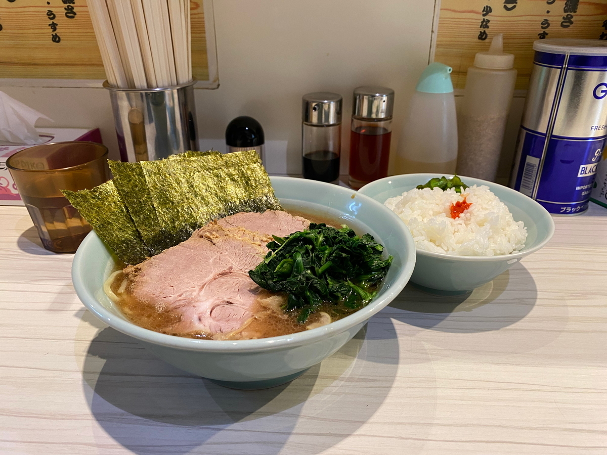 武虎家 綱島店のちゃーしゅーめん並盛とライス食べ放題 綱島 家系ラーメンマン