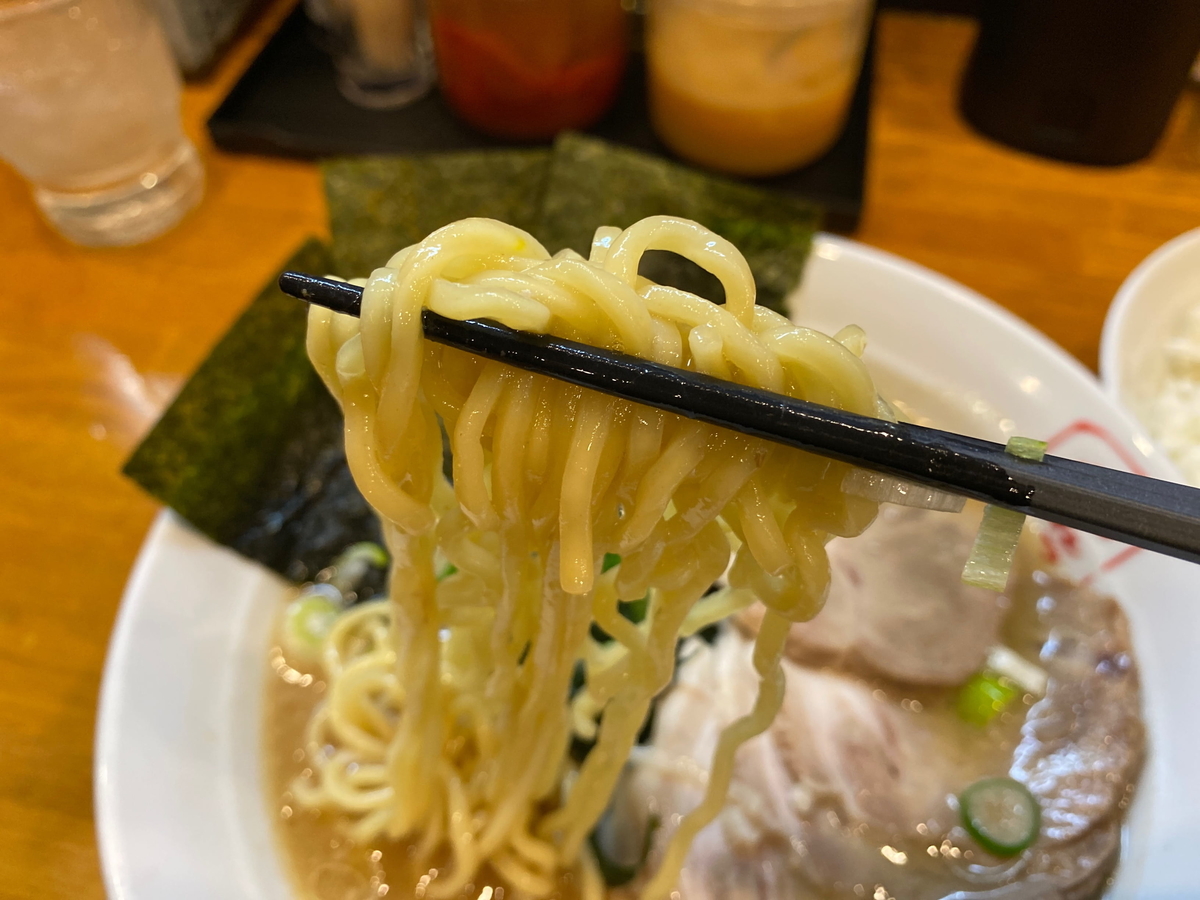 じれっ亭あざみ野店　緑製麺