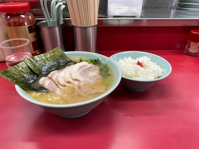 ラーメン大将本店　チャーシューメン(850円)+ライス(100円)