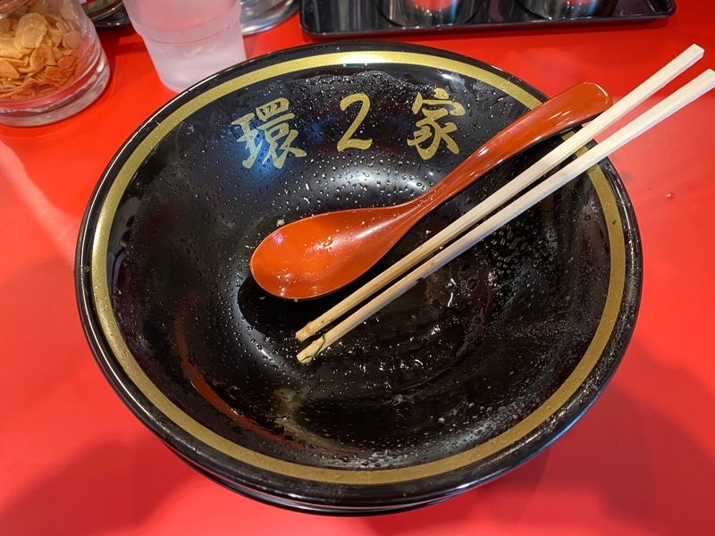 空になった丼