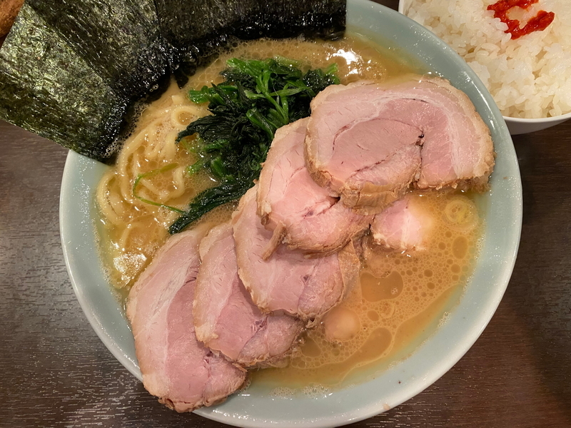 いずみ家　ラーメン並+チャーシュー