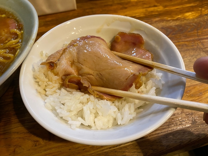 麺屋庄太六浦総本店　チャーシュー巻きライス