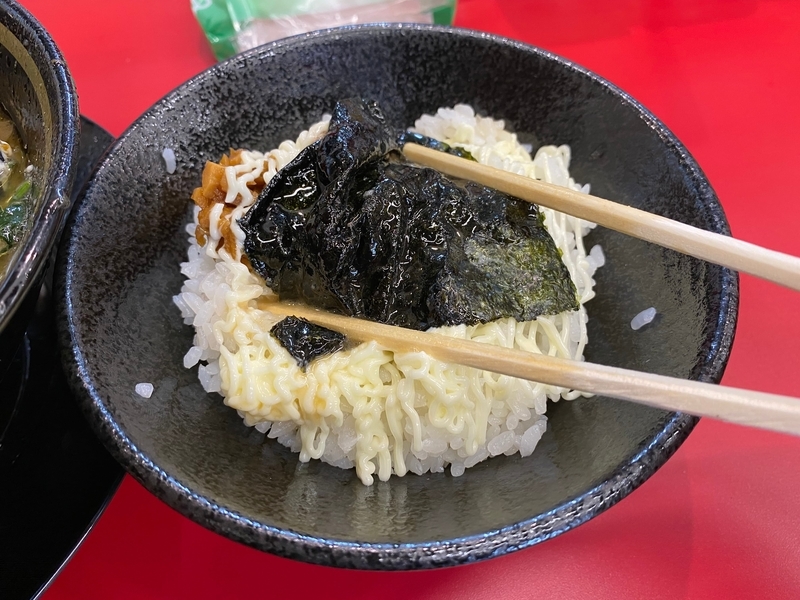 無限にんにくマヨ海苔巻きライス