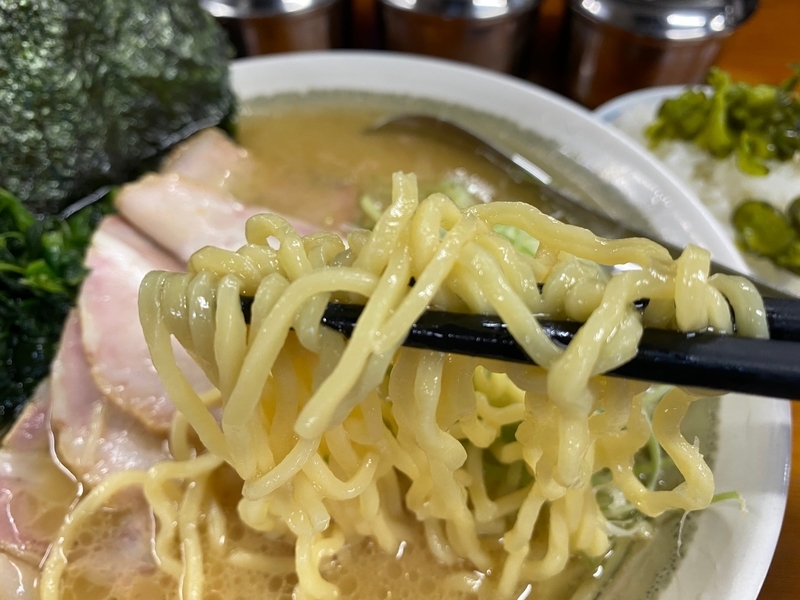 カマリヤ大将　大橋製麺