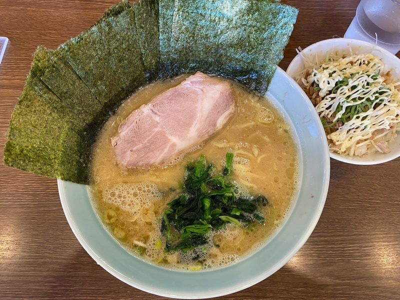 たま家　らーめん+ねぎ飯セット(850円)+のり増し(100円)