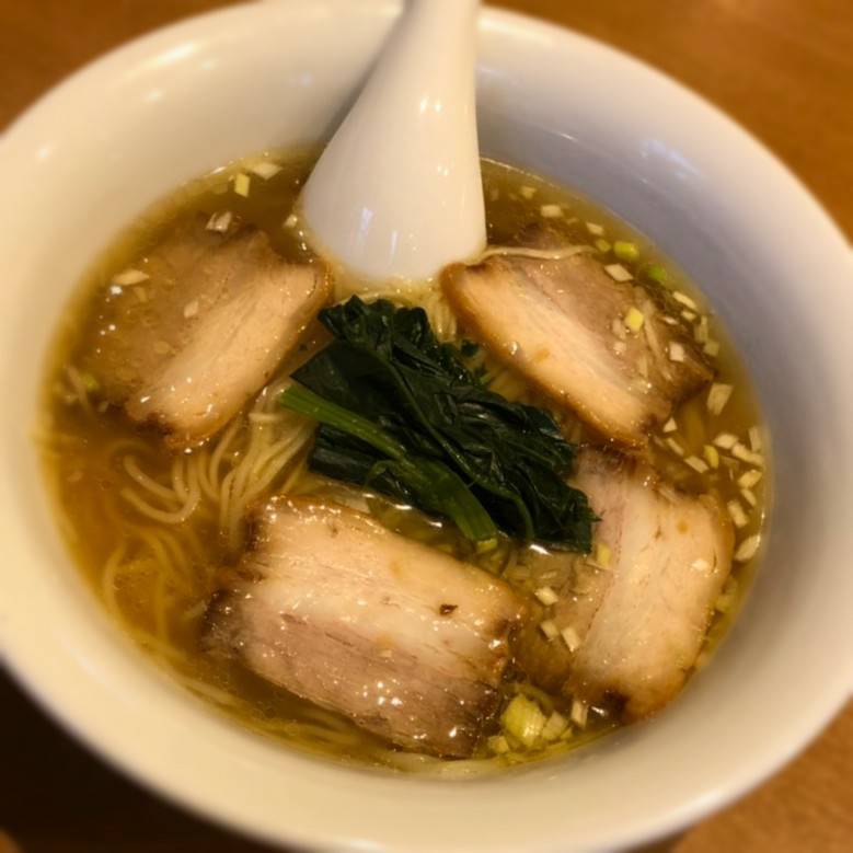 喜洋洋(シーヤンヤン)とろとろチャーシュー湯麺