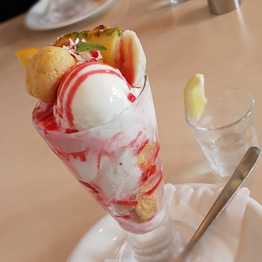 ベツバラーレ パフェ おすすめ人気メニュー ランチ 口コミ レビュー