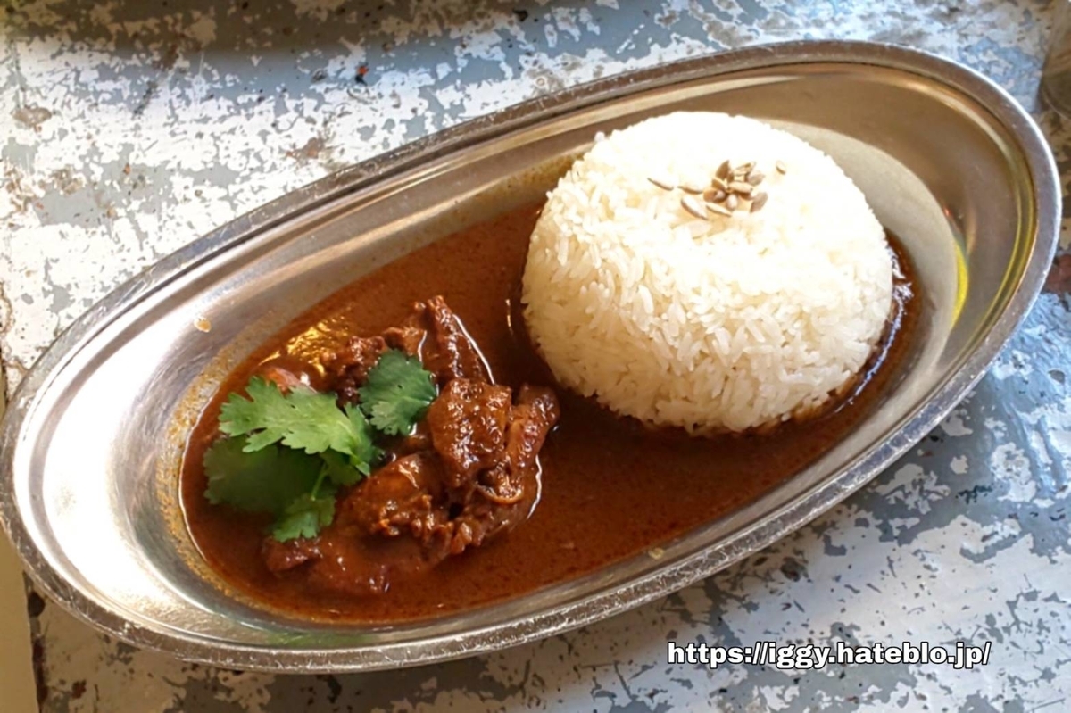 TiKi メニュー スパイシーチキンカレー 辛さ 辛い 口コミ レビュー