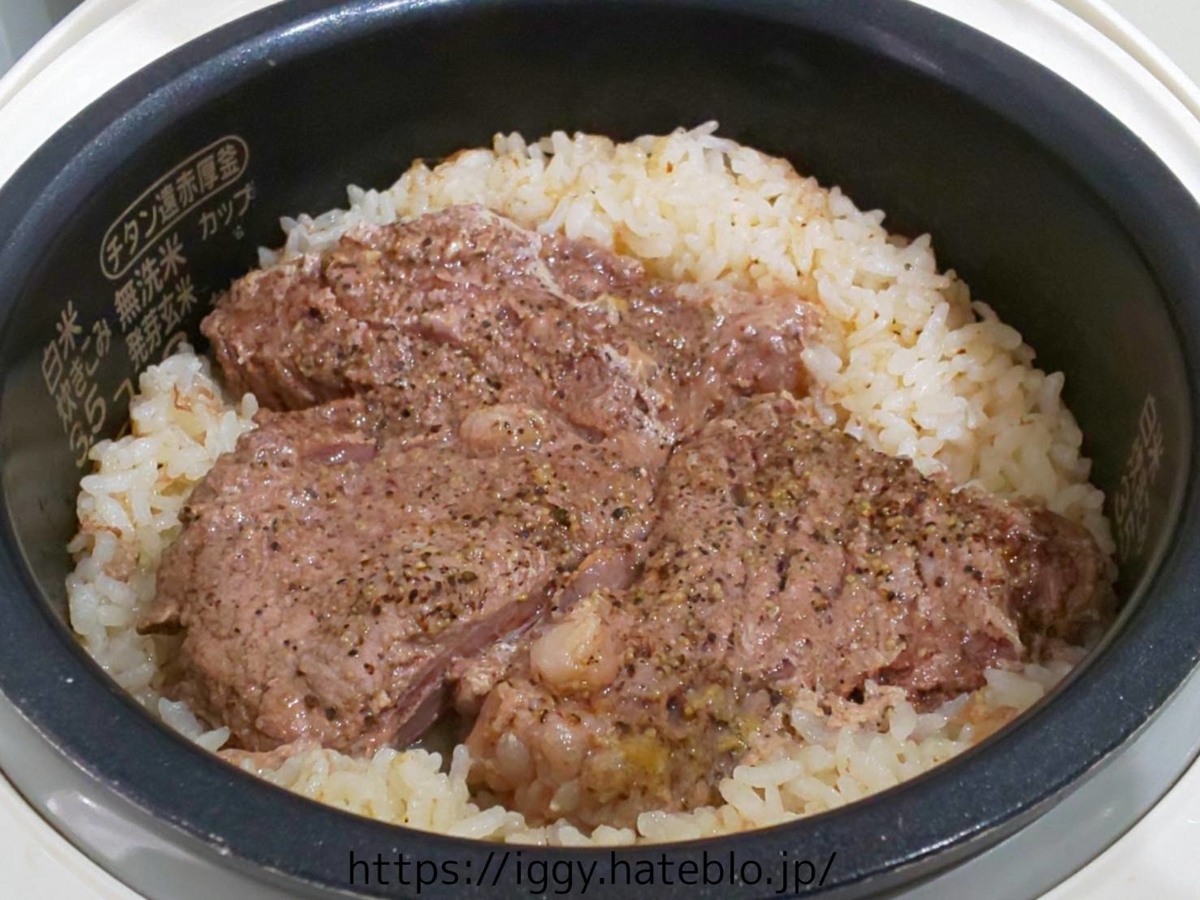 簡単レシピ 炊飯器で同時メシ ステーキメシ と ミートドリア の作り方 Life