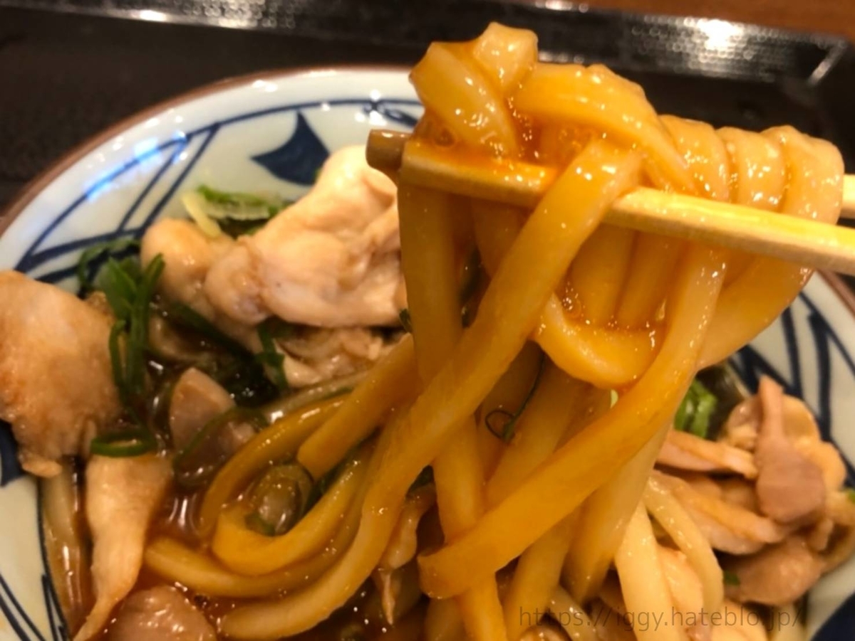 丸亀製麺 月見鶏すき焼きぶっかけ 持ち帰り テイクアウト