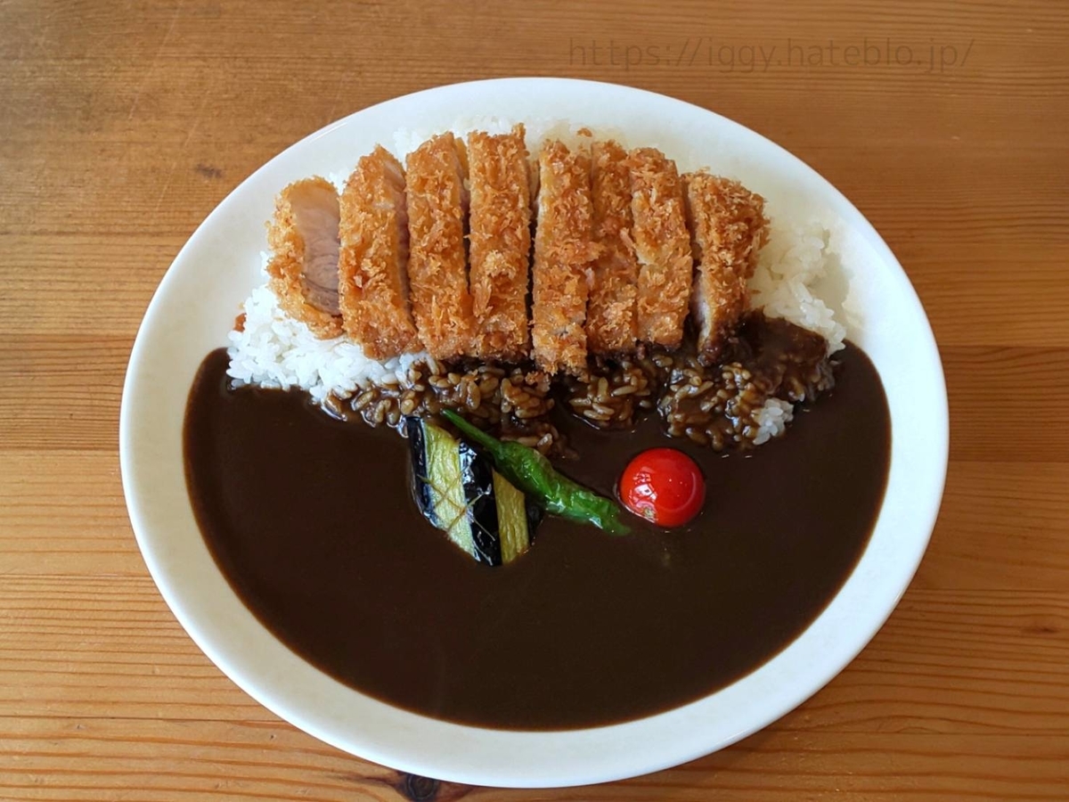 オカノカリー 人気メニュー 豚ロースカツカレー 値段 口コミ