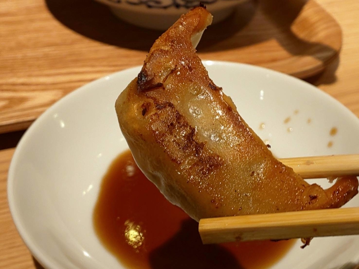 餃子屋 弐ノ弐 焼餃子 まずい?うまい 美味しい 口コミ レビュー