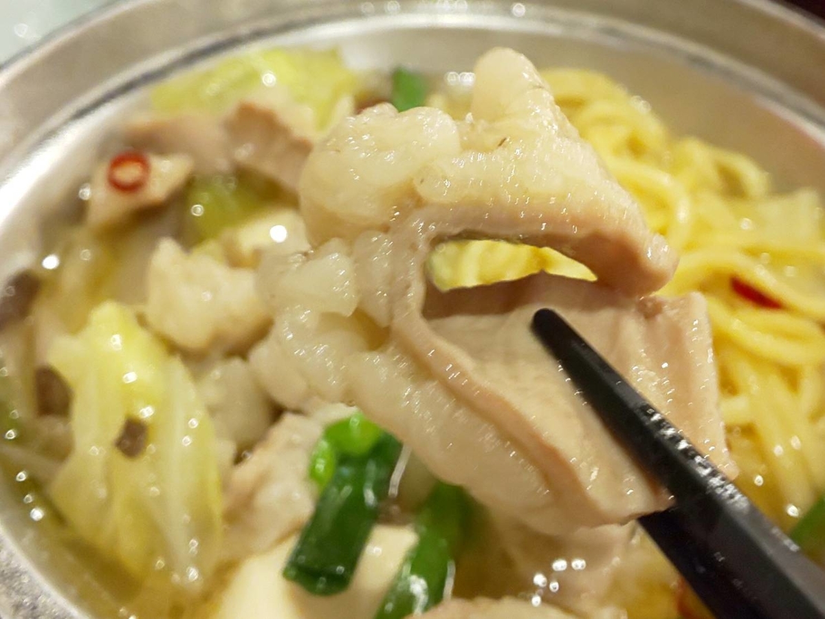 ジョイフル 博多もつ鍋定食 まずい？ 口コミ