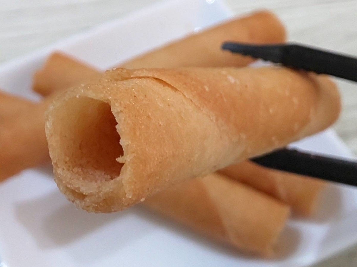 業務スーパー 輸入菓子 ラングドシャロール まずい?美味しい 口コミ