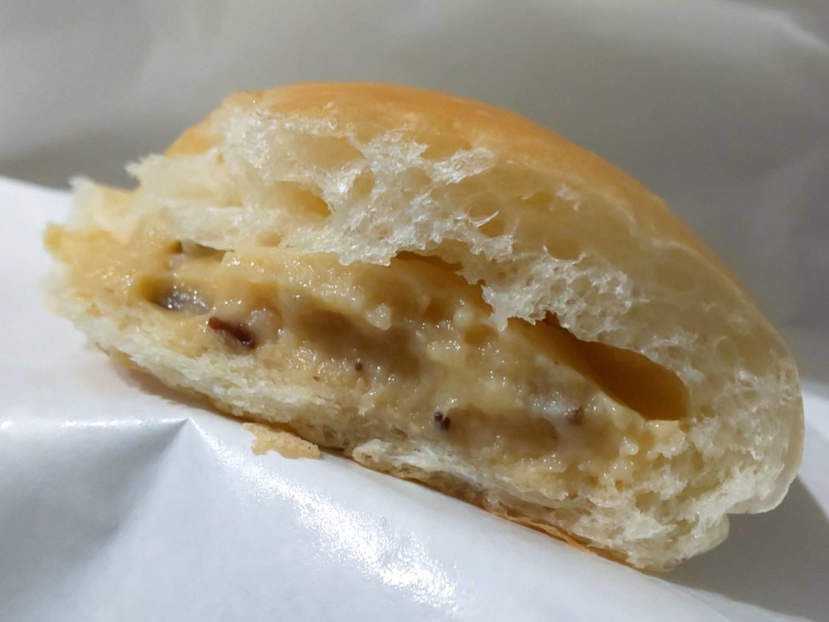 治七のクリームパン メニュー ラムレーズンクリーム 原材料 口コミ レビュー