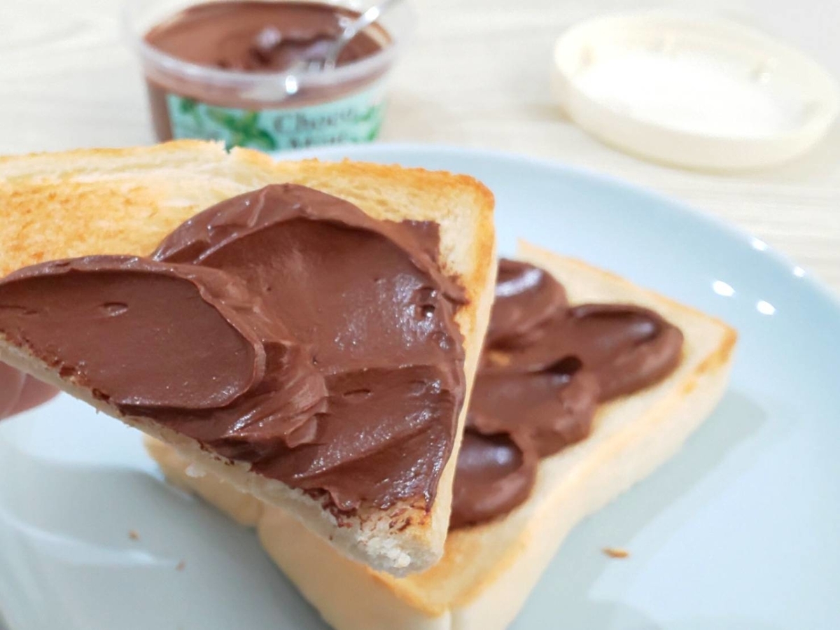 カルディ チョコミントホイップクリーム まずい? 原材料 口コミ レビュー